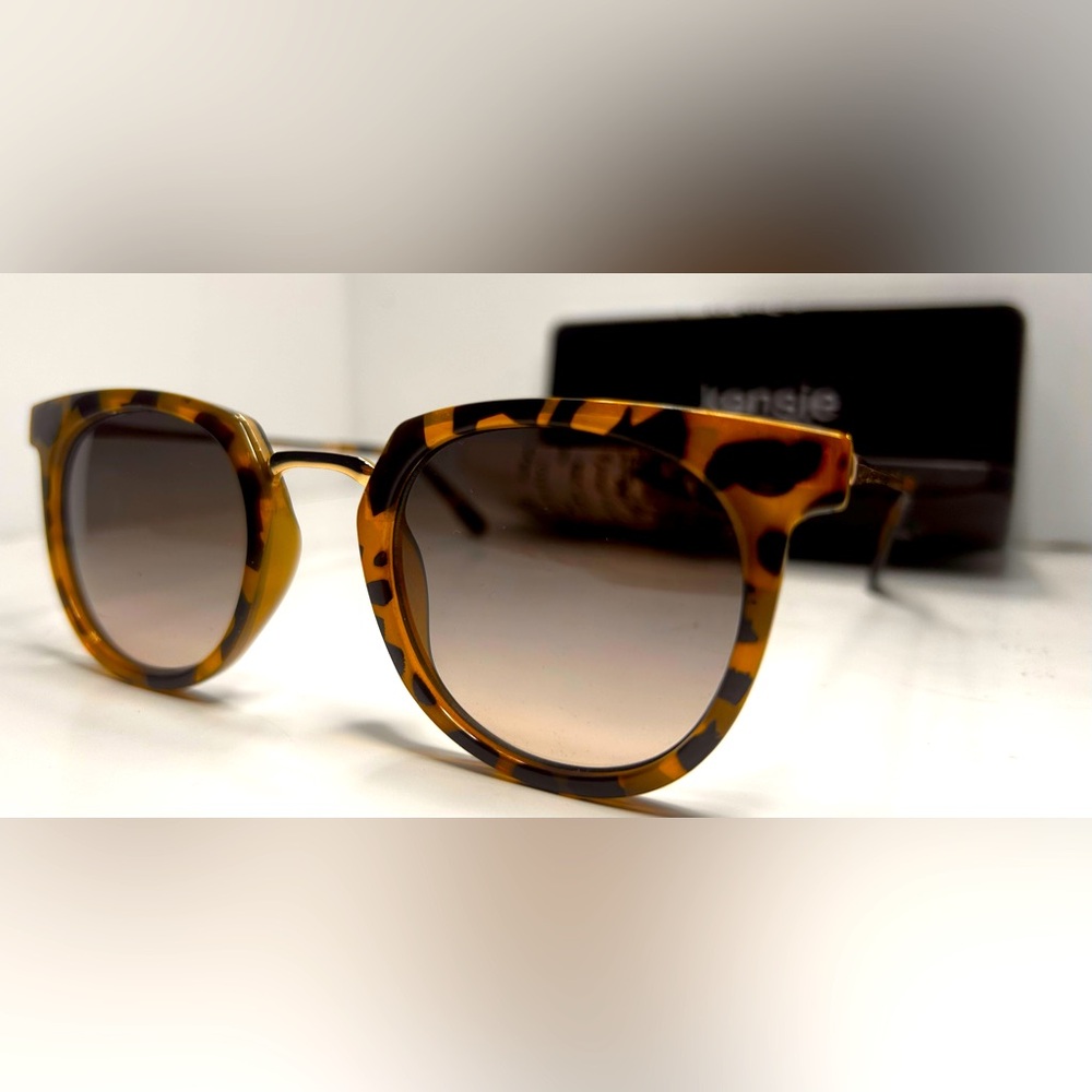 Kensie Women’s Metal Frame Animal Print Sunglasses with Hardcase
